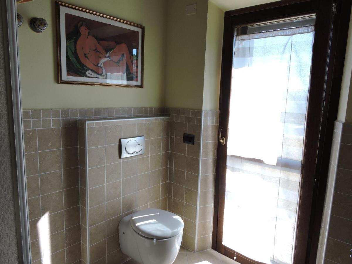 La Casa Di Marco E Lorella Fratta Todina Exterior foto
